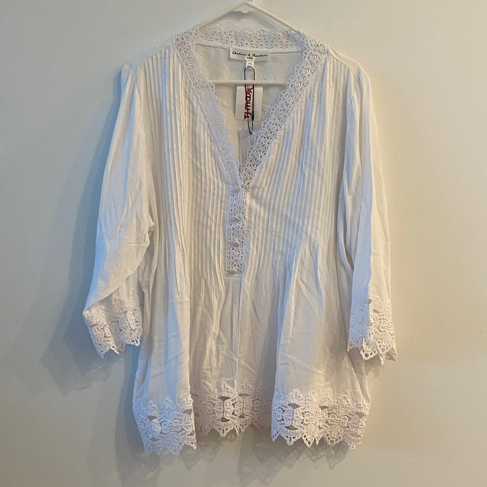 Chelsea & Theodore White Lace Trim Blouse